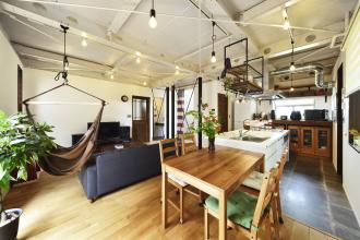 むき出しの構造！クールだけど温かい住まい！！