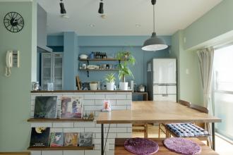 アオイロに囲まれた暮らし