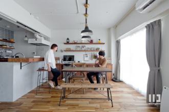 サーモウッドが溶け込む、味わいを楽しむ暮らし