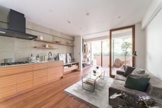 RE : Apartment UNITED ARROWS LTD.赤坂