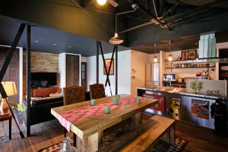 COOLな米国ヴィンテージ スケルトンで極めた中古リノベーション(一戸建て）