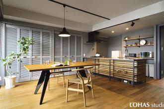 グレートーンで叶える 上品な大人のカフェStyle