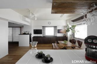 潮騒ささやく爽やかな佇まいの家 -中古購入とリフォームを同時進行-