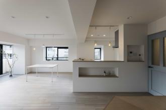 家族が集う北欧テイストのマンションリノベ