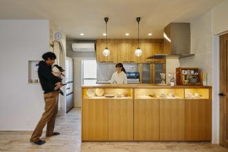 倉庫を南米風平屋にリノベーション