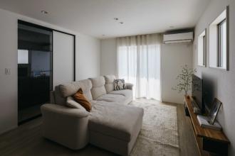 グレージュカラーでまとめた大人ナチュラルな北欧スタイル