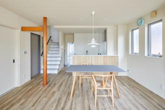 シャープな空間で健やかに暮らす