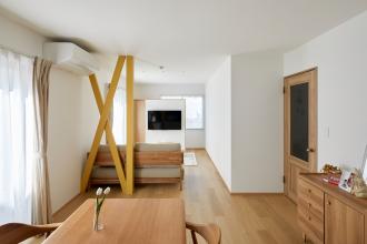 シンプルな中にも遊び心のある 築浅戸建リノベーション