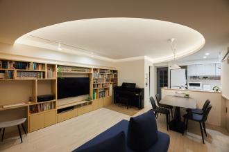 R天井が織り成す家族憩い空間