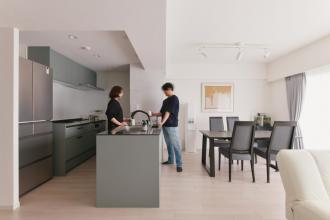 自分たちの暮しに合った収納で気持ちよく暮そう