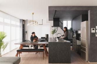 モノトーン ✖ 木目が美しい 上質ホテルライク空間