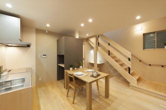 中古物件に住み替えて全面改装 駅近で、ふたり暮らしにちょうどいい広さと間取りで