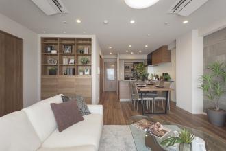 大容量パントリーのある料理好きのためのキッチン