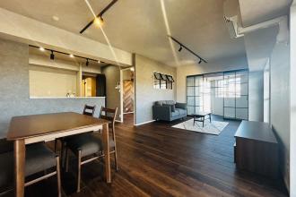 広々とした土間玄関にインナーテラス。他にない空間があります。