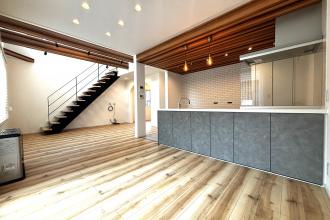 ご家族の希望を盛りだくさんに詰め込んだ フルリノベーション住宅になります！♪