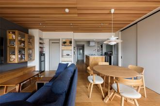 たくさんの事例から憧れを集めて。見せる収納で“推し活”を思い切り楽しめる家に