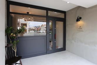 アンティークが映える、癒しの大人空間へリノベーション