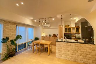 “自然と生きる”を、親子で受け継ぐ無添加住宅リノベーション