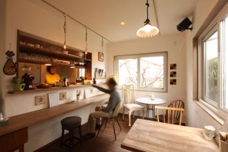 離れを『カフェ』にリノベーション